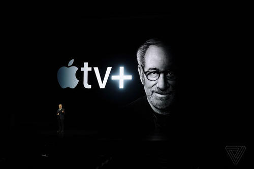 奥普拉将在Apple  TV  Plus上发行两部纪录片以及一个新的读书俱乐部